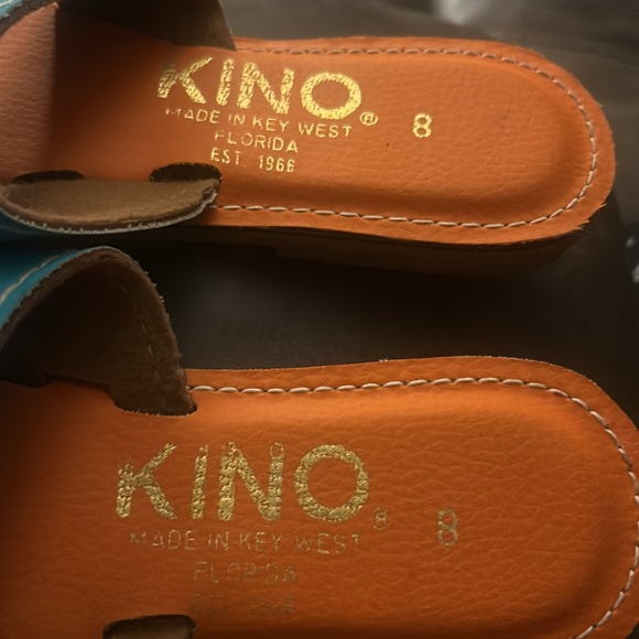 Kino size 8 turquoise sandals - Picture 3 of 4